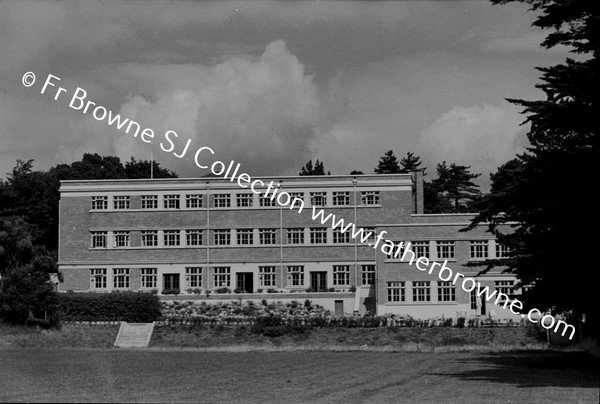 HOLY CHILD CONVENT EXTERIOR